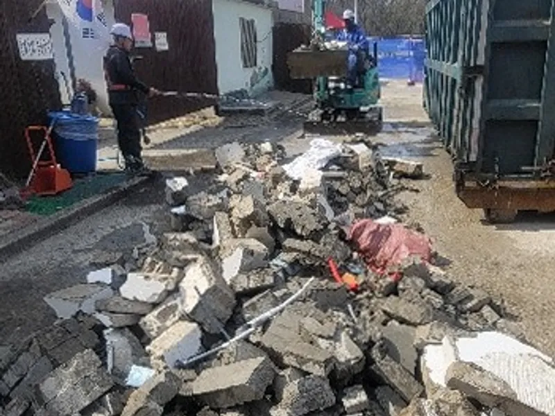 경기 수내_철거 및 원상복구_시공현장_11_철거전문